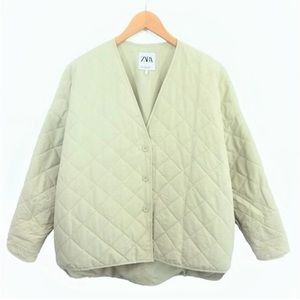 Zara quilted jacket. Never worn.